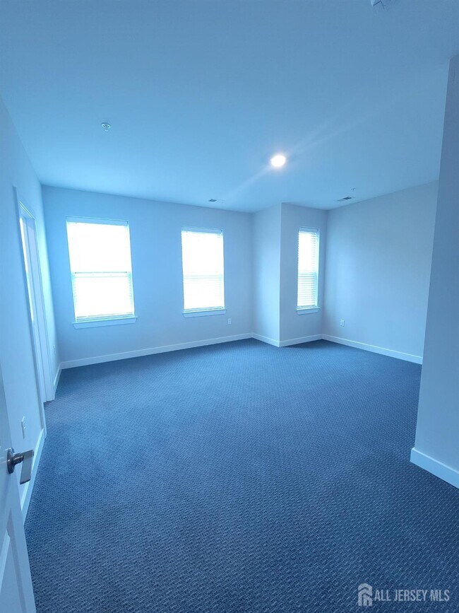 Building Photo - 520 Lasko Ln