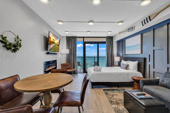 Building Photo - 2004 N Ocean Blvd