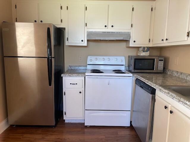 Building Photo - 610 Saxony Ln