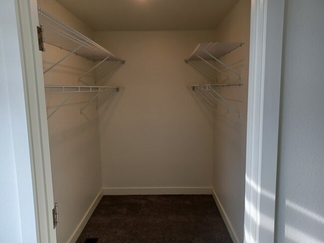 Building Photo - 3217 Fairfax St