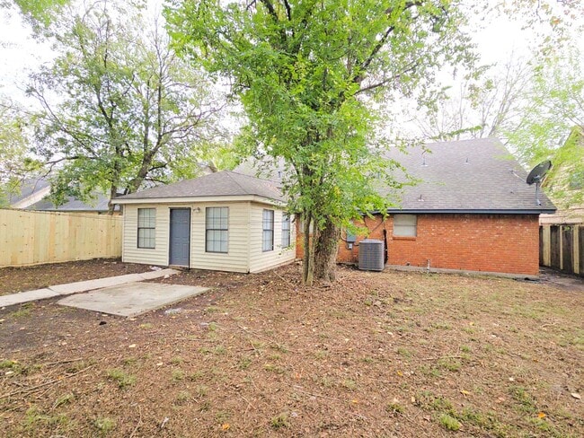 Building Photo - 5607 Grace Point Ln