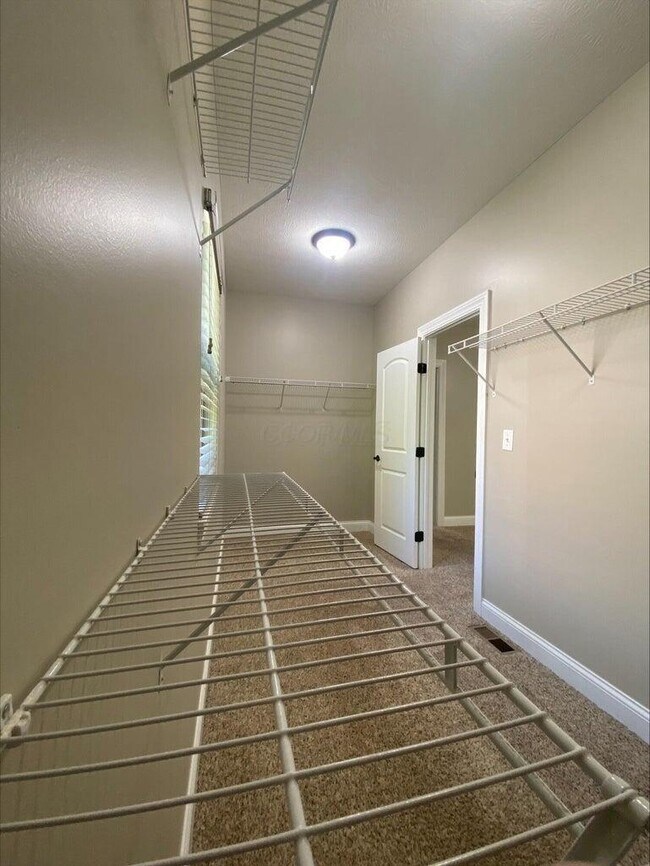 Building Photo - 6026 Heather Bluff Dr