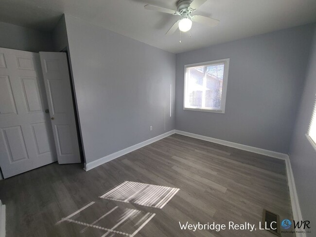 Building Photo - Charming 3-Bedroom Ranch with Private Yard & Garage in Northbrook/Colerain Township