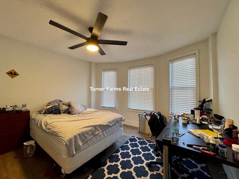 Building Photo - 1516 Tremont St