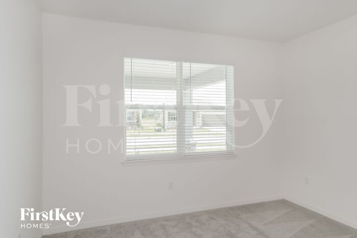 Building Photo - 1611 Isleta Lp
