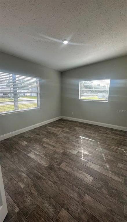 Building Photo - 974 Jamajo Blvd