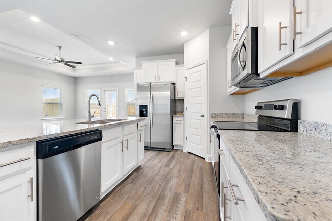 Building Photo - 13407 Shoshoney Cir