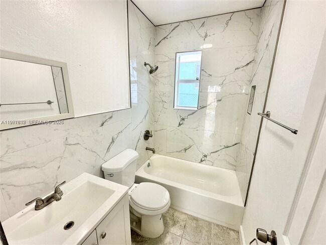 Building Photo - 1841 NW 55th St