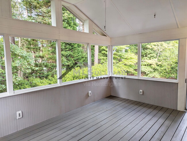 Building Photo - 109 Wakehurst Dr