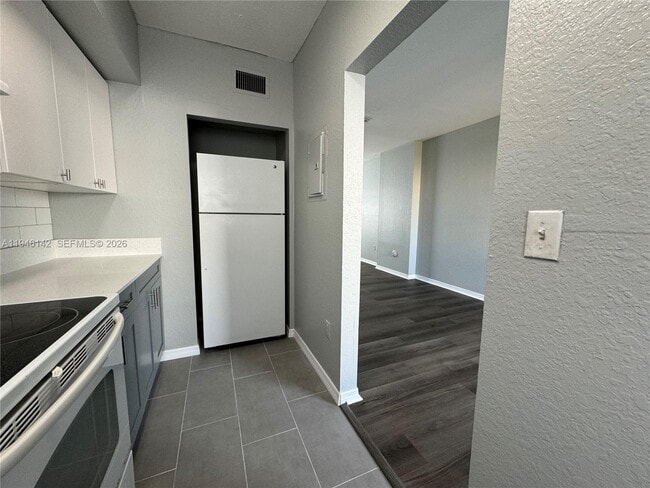 Building Photo - 8444 NW 4th Ave