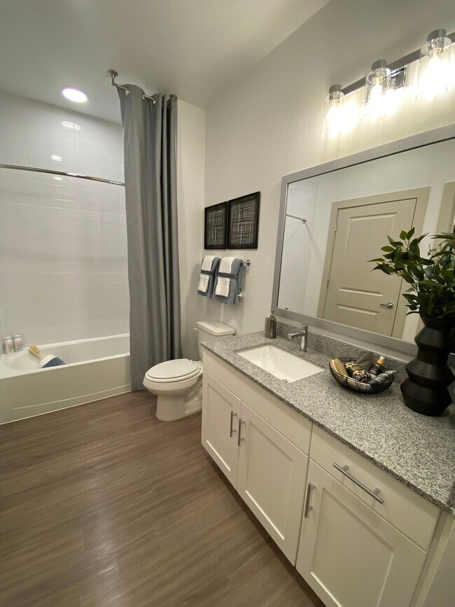 Building Photo - 10221 Whistle Stop Ln