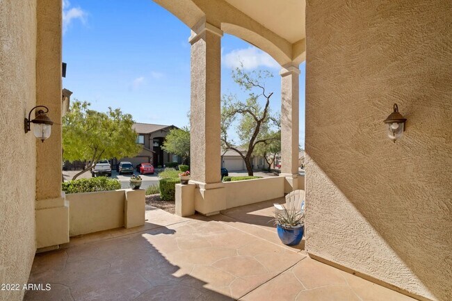 Building Photo - 4402 W Dorsaneo Ln