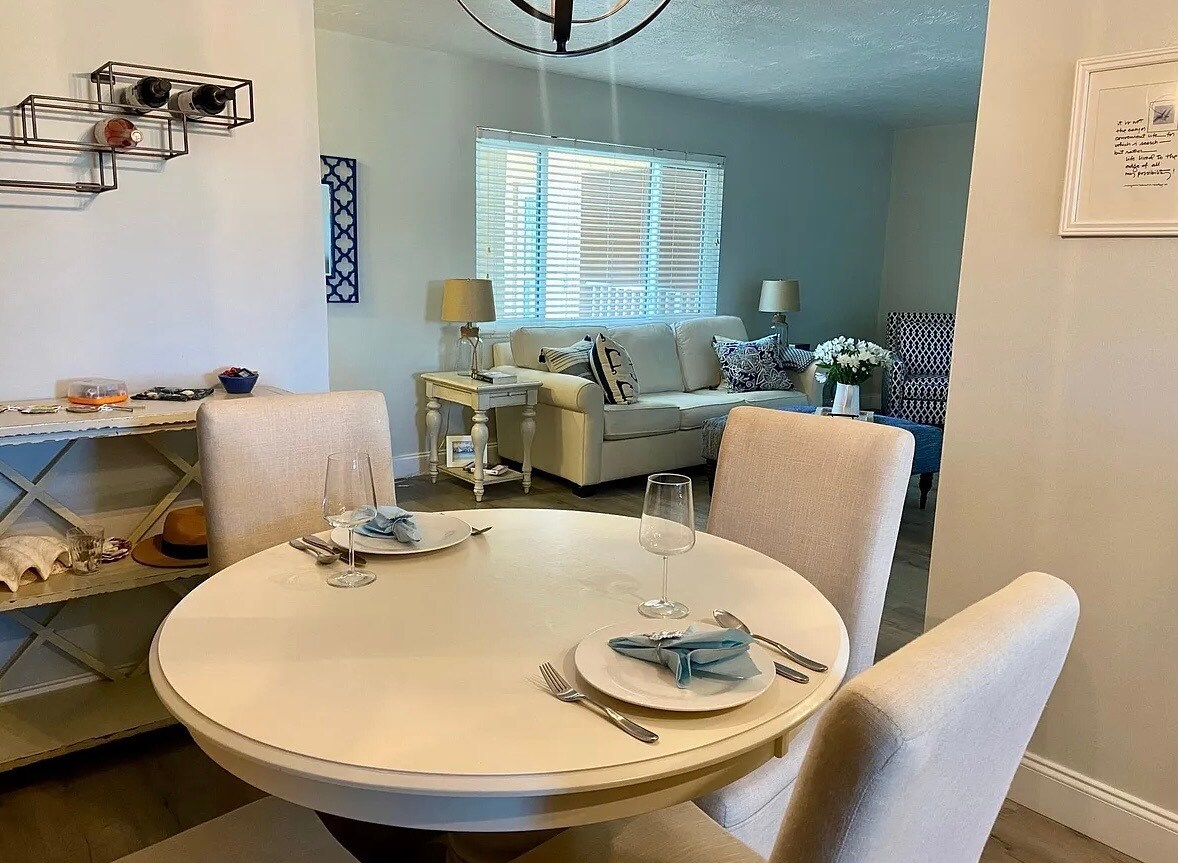 Building Photo - 3575 Gulf Blvd