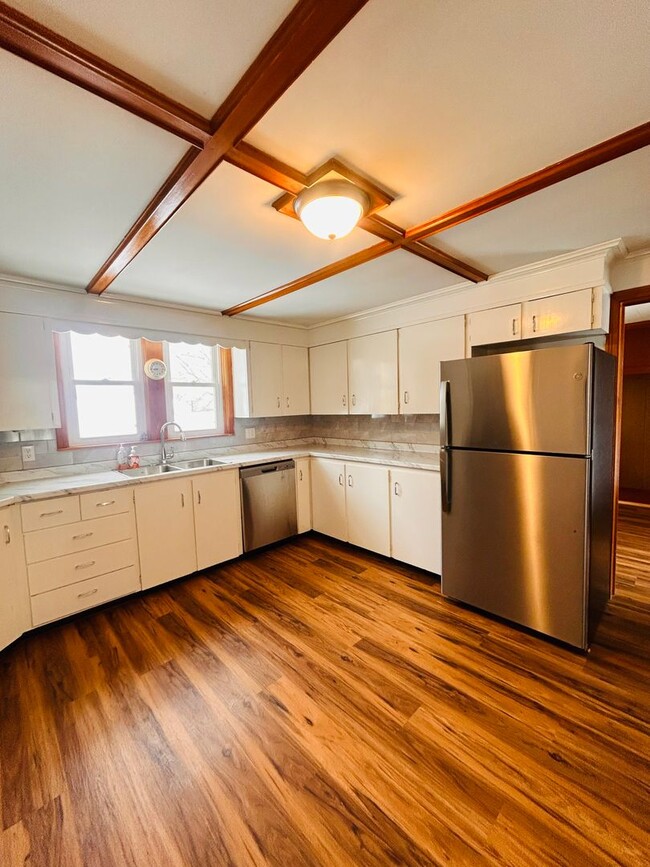 Building Photo - Village of West Carthage 3-4 Bedroom / 1.5 Bath Home