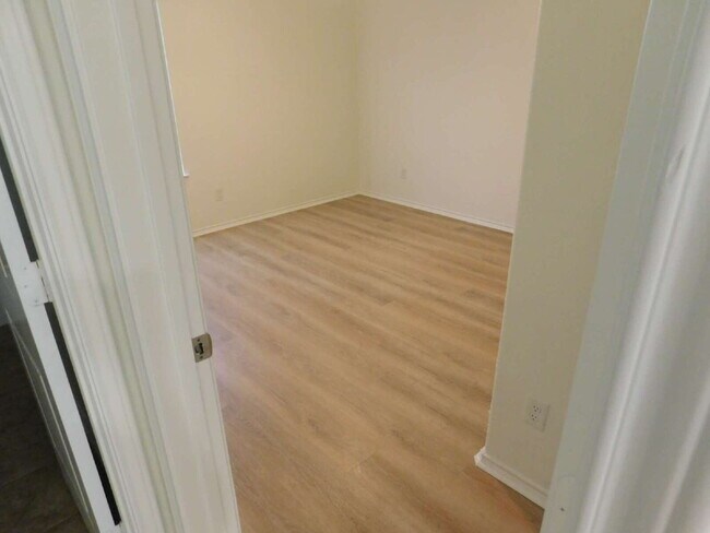 Building Photo - 20719 Cape Coral
