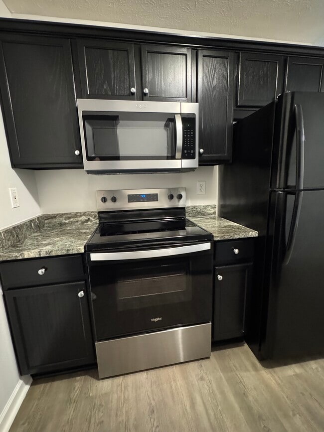 Building Photo - Woodfield Apartment Homes