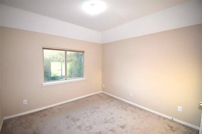 Building Photo - 51 S Greenprint Cir