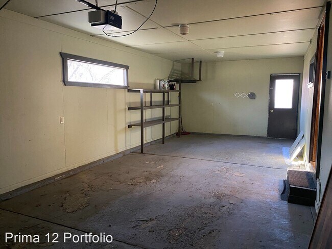 Building Photo - 4 br, 2 bath House - 14 Midvale Blvd