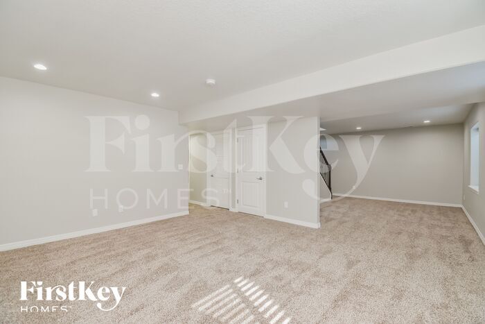 Building Photo - 7495 Araia Dr
