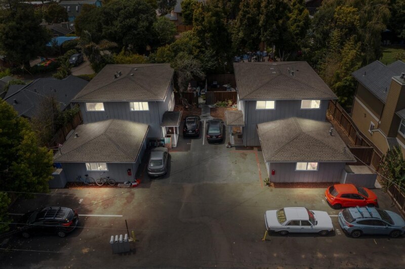 Building Photo - 451 34th Ave
