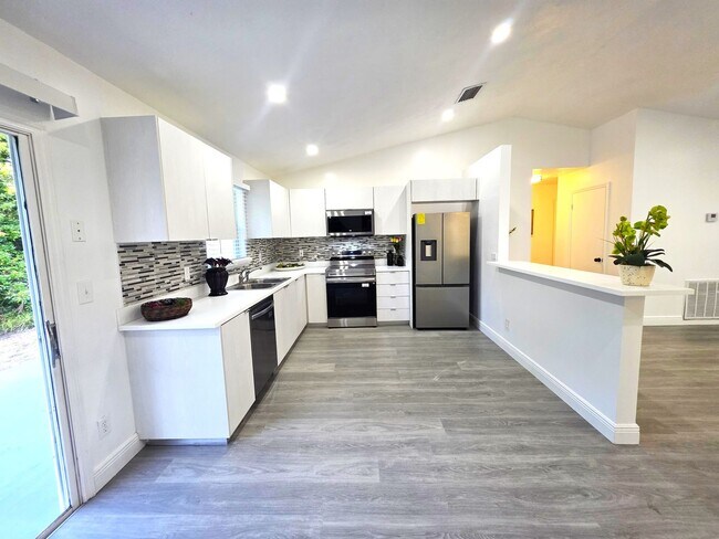 Building Photo - Vero Beach Rentals. Vero Beach Homes For Rent. Vero Beach Rent, LLC and Property Management Company