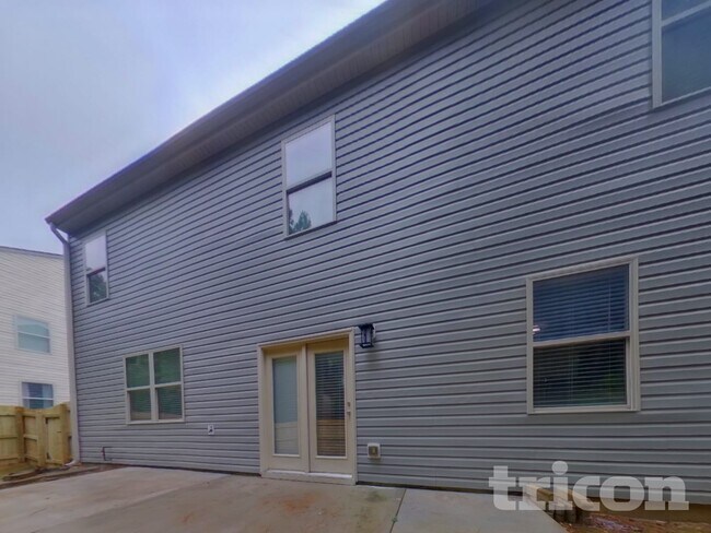 Building Photo - 236 Arbor Creek Dr