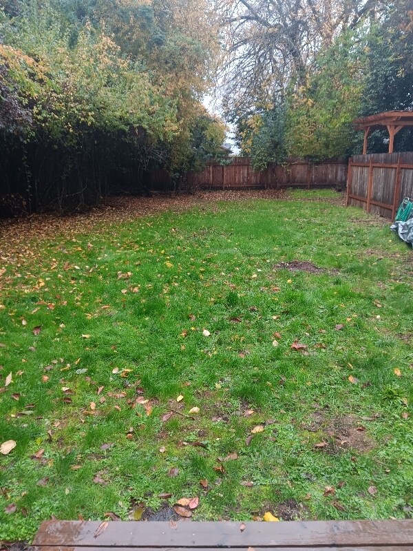 Building Photo - 4250 NE Hwy 20