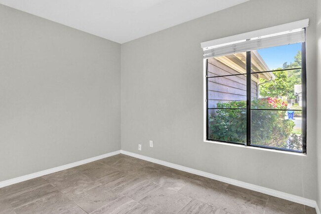 Building Photo - Beautiful single level home in Rancho Pena...