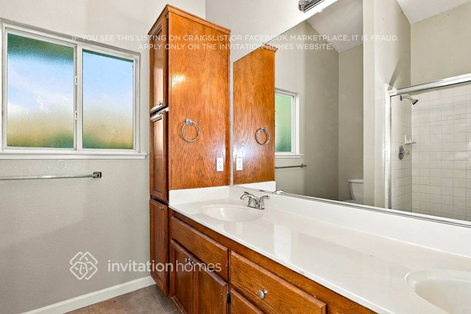 Building Photo - 8441 Solitude Ct