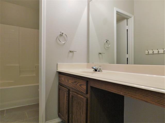 Building Photo - 1107 Mockingbird Dr