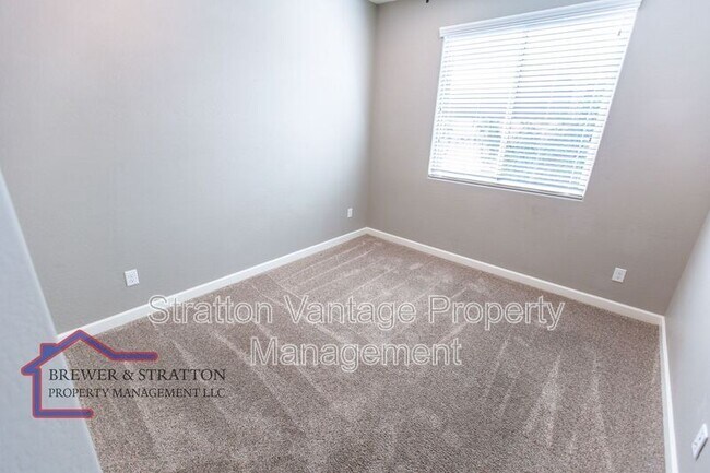 Building Photo - 4118 E Hoot Owl Trail