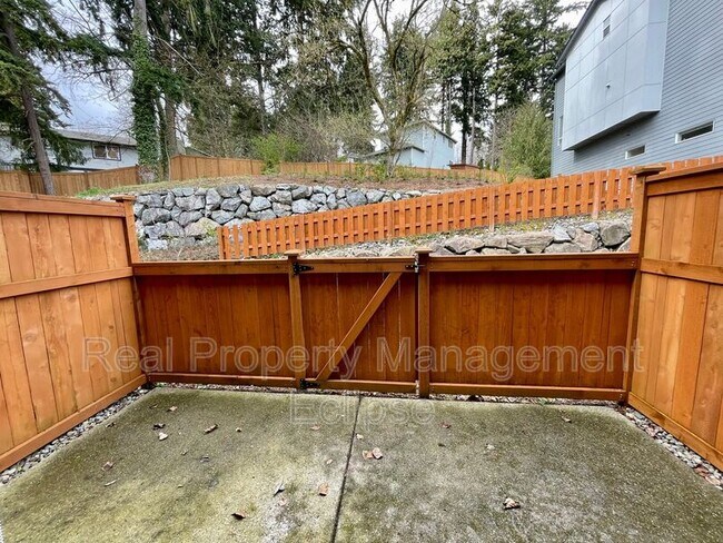 Building Photo - 10938 NE 189th St