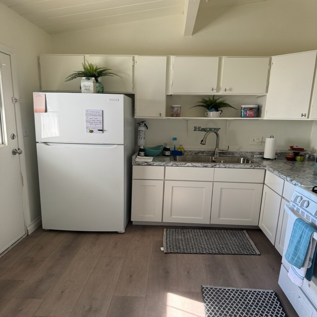 Building Photo - 590 Durham St