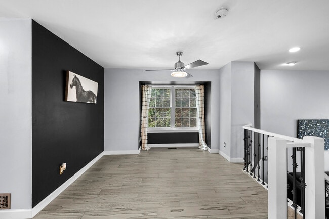 Building Photo - 29374 Glen Oaks Blvd W