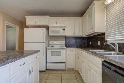 Building Photo - 2601 33rd St