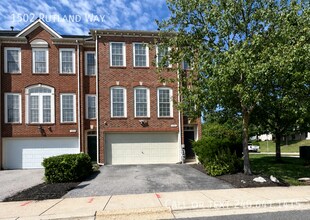 Building Photo - 1502 Rutland Way