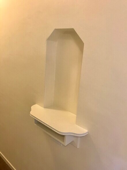 Building Photo - 216 Paramount Dr