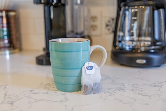 Building Photo - 640 S Columbia St