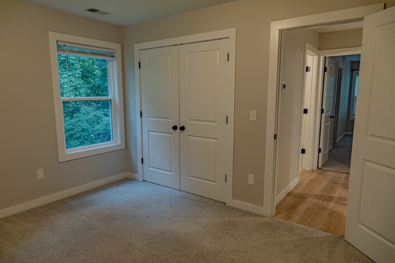 Building Photo - 122 Hunters Woods Dr