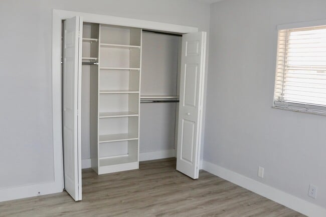 Building Photo - 104 Orchard Ridge Ln