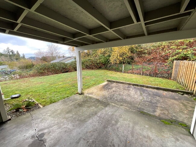 Building Photo - 1742 Anderson St