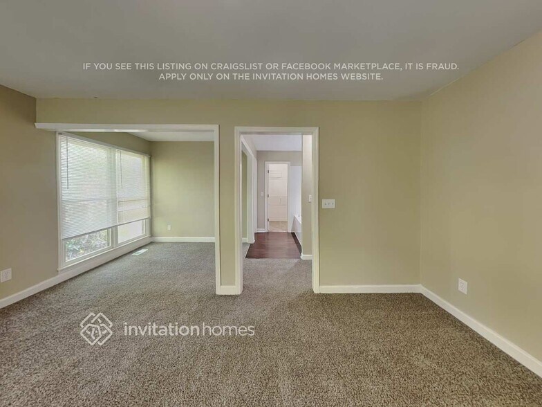 Building Photo - 11347 Mendora Dr