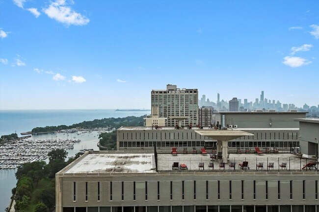 Building Photo - 3600 N Lake Shore Dr