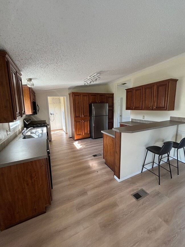 Building Photo - 3 Bedroom Blanchard Home - Just remodeled!