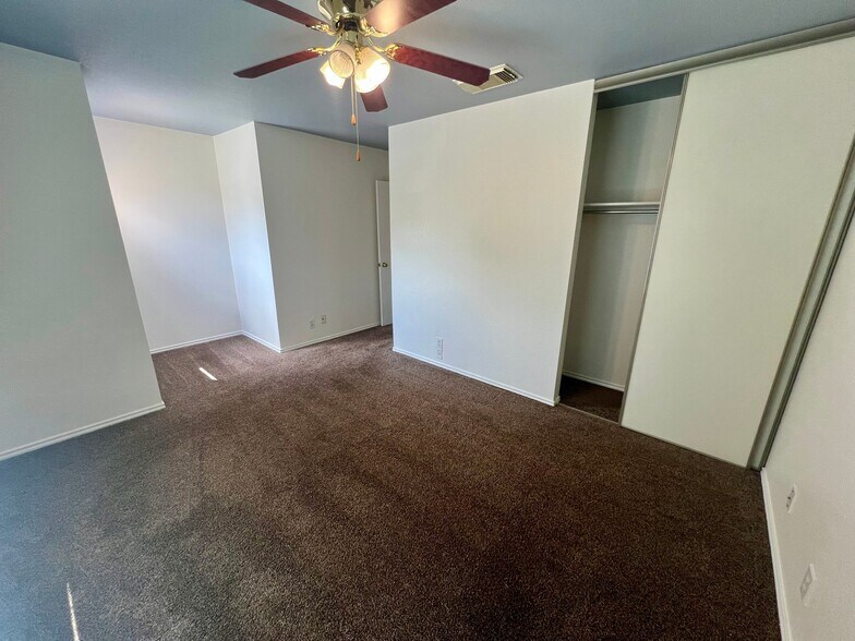 Building Photo - 47 Latrobe Post