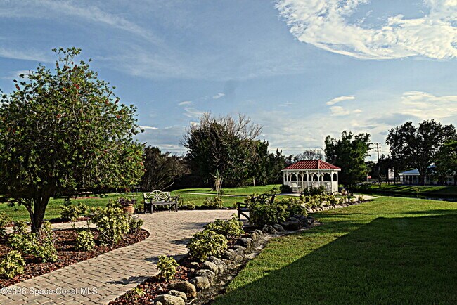 Building Photo - 801 Del Rio Way