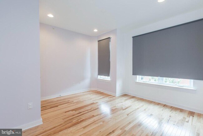 Building Photo - 3039 Baltz St