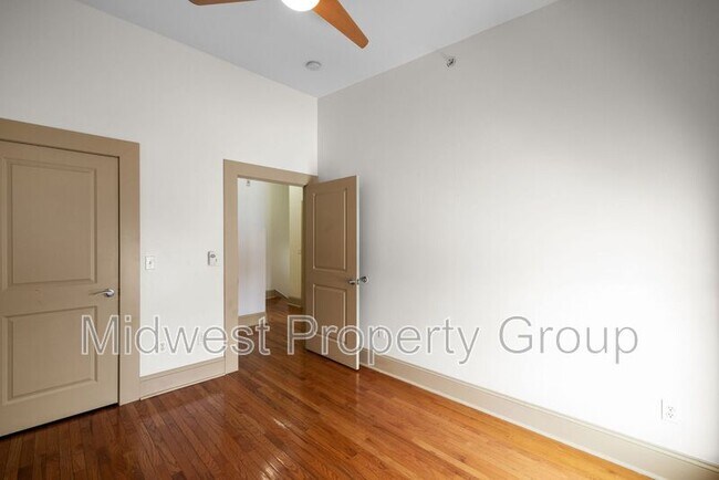 Building Photo - 4244 Chouteau Ave