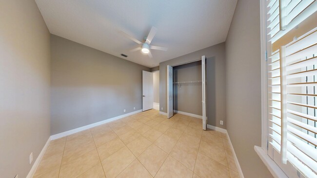 Building Photo - 4BD/3BA Single Family Home with Pool & Office/Den  ** Lawn Care & Pool Care Included **