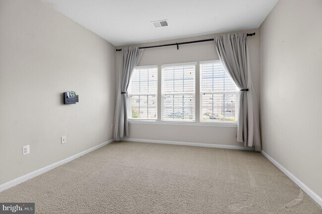 Building Photo - 22609 Winding Woods Way